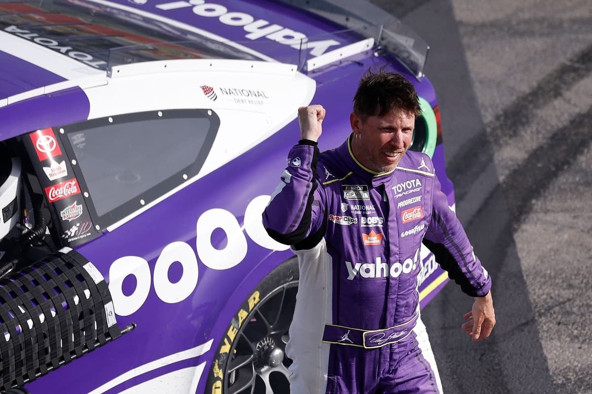 Hamlin's Canine Champions Take Down Local Leashes in Sin City Finals