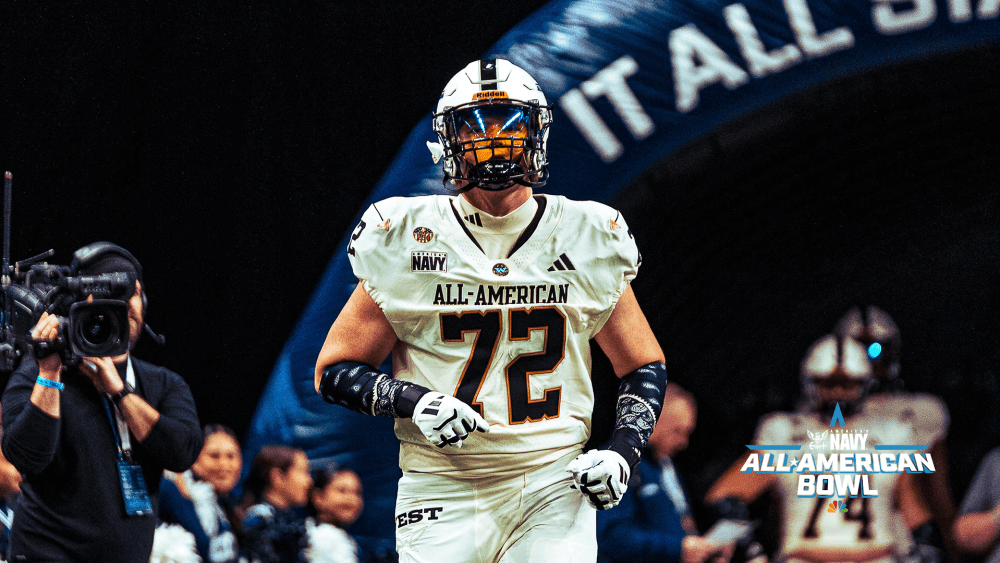 Jake Hildebrand Pledges to the 2027 Navy All-American Bowl