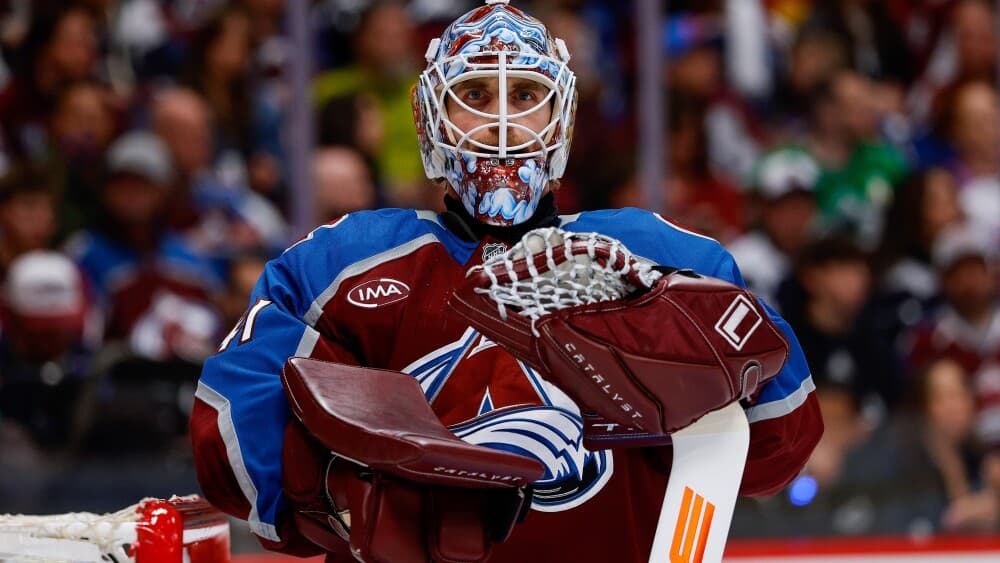 Goaltender Scott Wedgewood rises from career backup to the Avalanche’s playoff rock