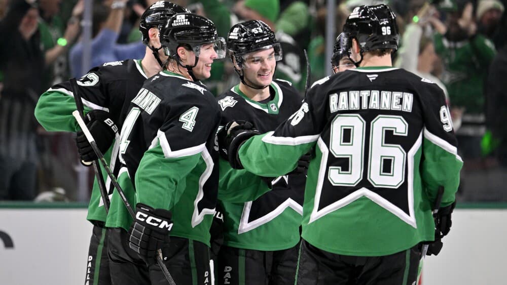 Wyatt Johnston and Stars beat Wild 4-2 in Game 2 to even their first-round playoff series