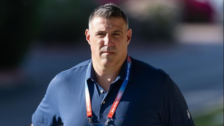 Patriots' Two-Time Super Bowl Champion Breaks Silence On Mike Vrabel Scandal