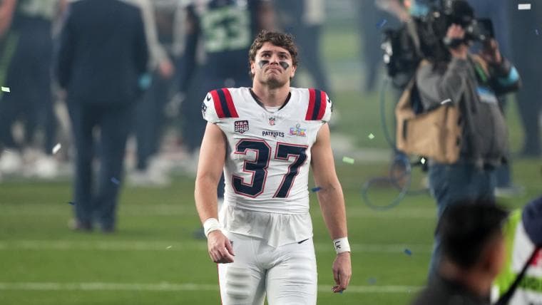 Patriots Re-Sign Member Of Backfield, Headscratching Decision