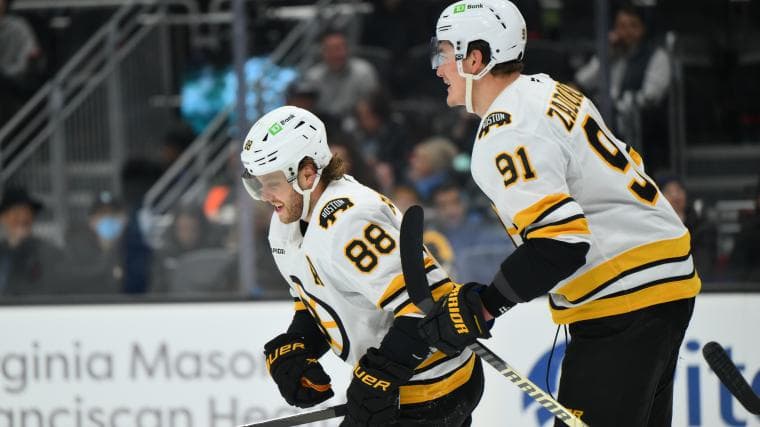 Bruins Fare Horribly on Road, Threaten Playoff Odds with Poor Performance