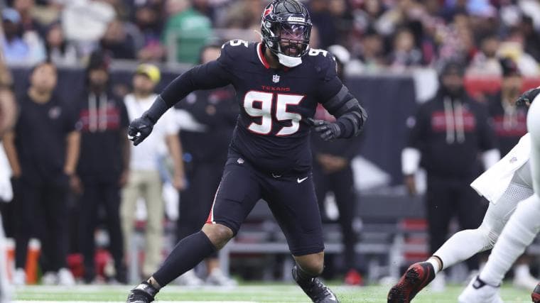 Why Patriots Should Sign 34-Sack Pass Rusher To Boost Defense