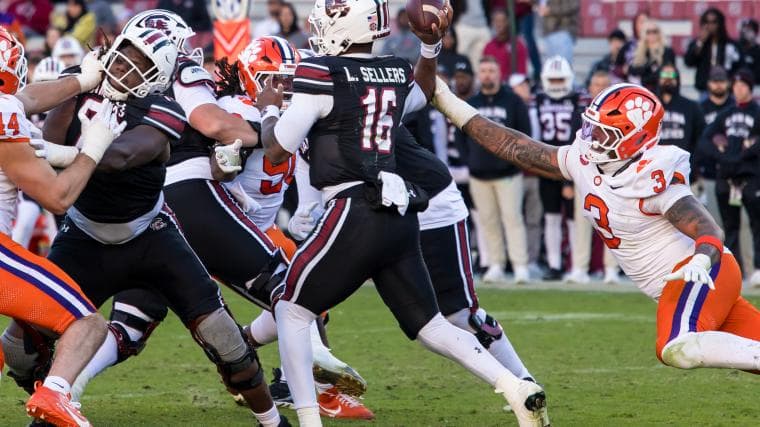 Patriots Predicted To Add 21.5-Sack Pass Rusher To Reinforce Defensive Front