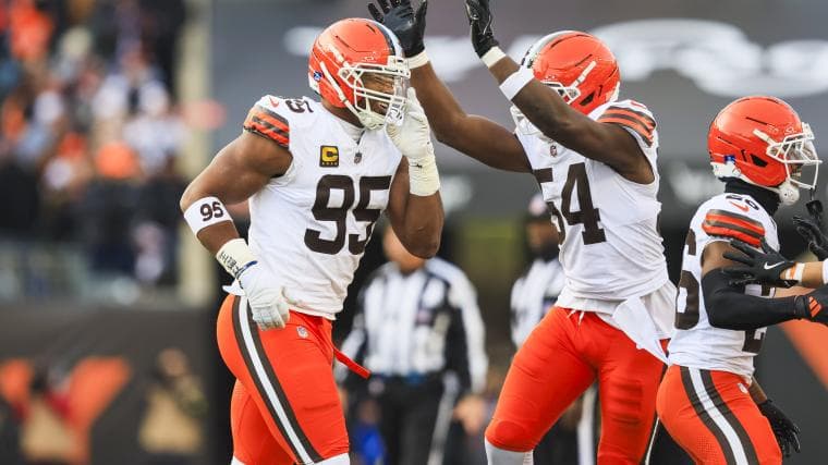 Why NFL Writer Believes Patriots Would Be Perfect Trade Destination For Myles Garrett