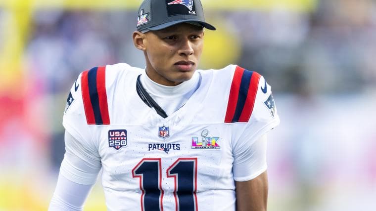 Two QBs Patriots Should Consider After Letting Joshua Dobbs Go