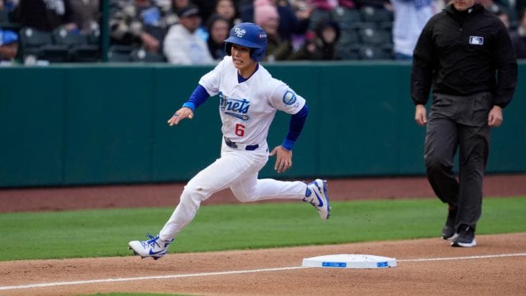 Red Sox Should Consider Trading For This Dodgers Player If They Need Infield Help