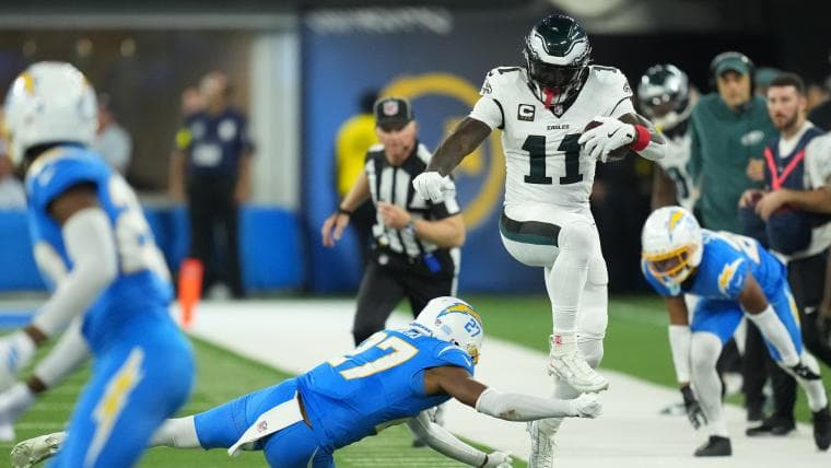 Julian Edelman Sends Blunt A.J. Brown Message As Rumors Continue To Swirl