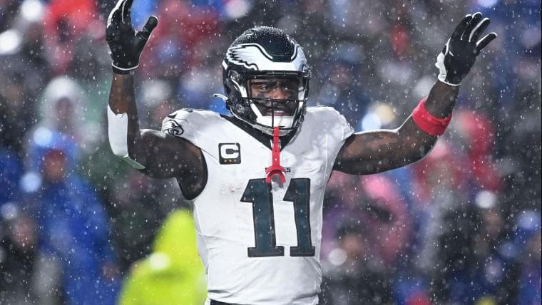 Insider Shares Confidence Level In A.J. Brown Patriots Trade Amid New Reports