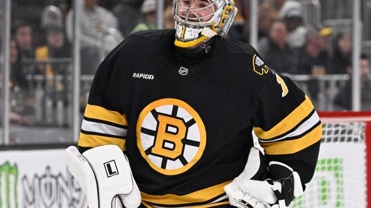Bruins Star Goalie Jeremy Swayman Gets High Praise From Analyst