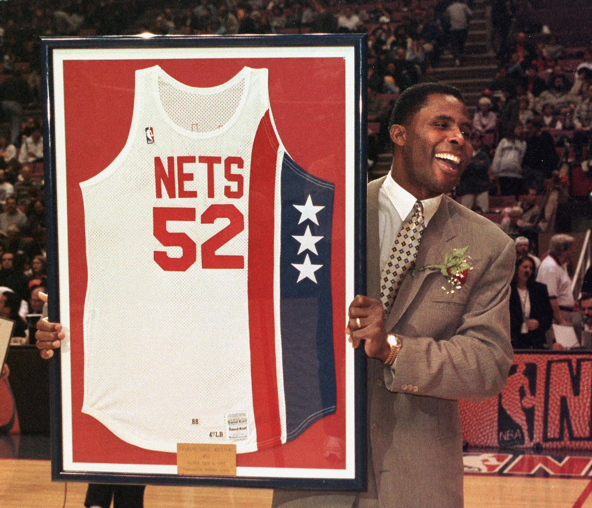 Brooklyn Nets jersey history No. 52 - Buck Williams (1982-89)