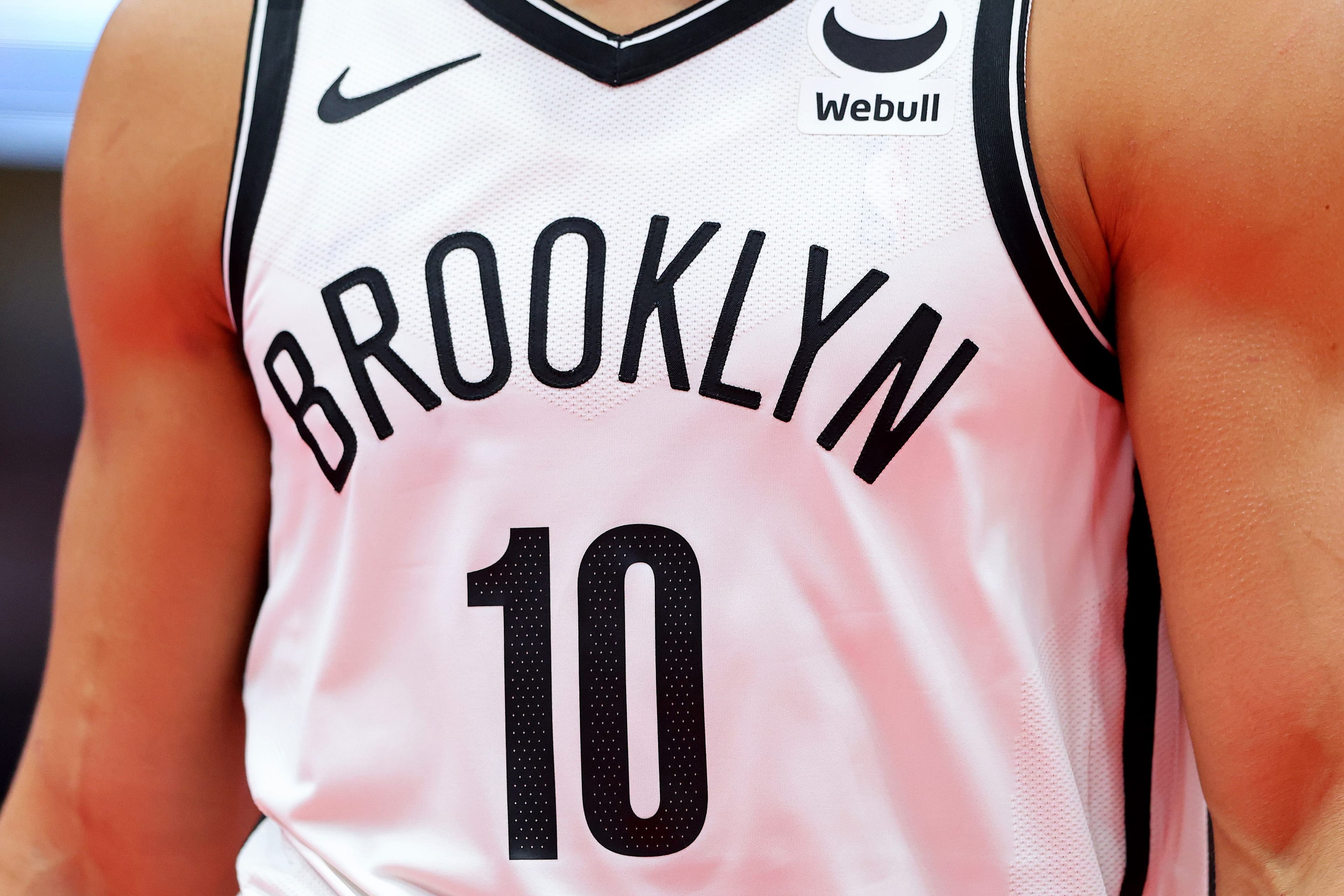 New Headline: Robinson's 45th Jersey Set to Break Brooklyn Nets' All-Time Sales Record!