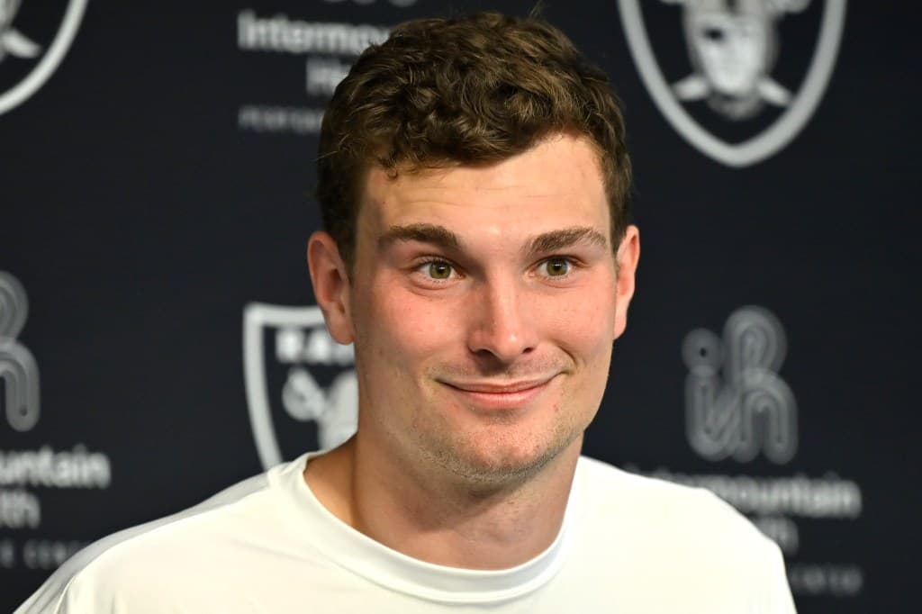 Raiders QB Fernando Mendoza Shares His Favorite Tom Brady Advice
