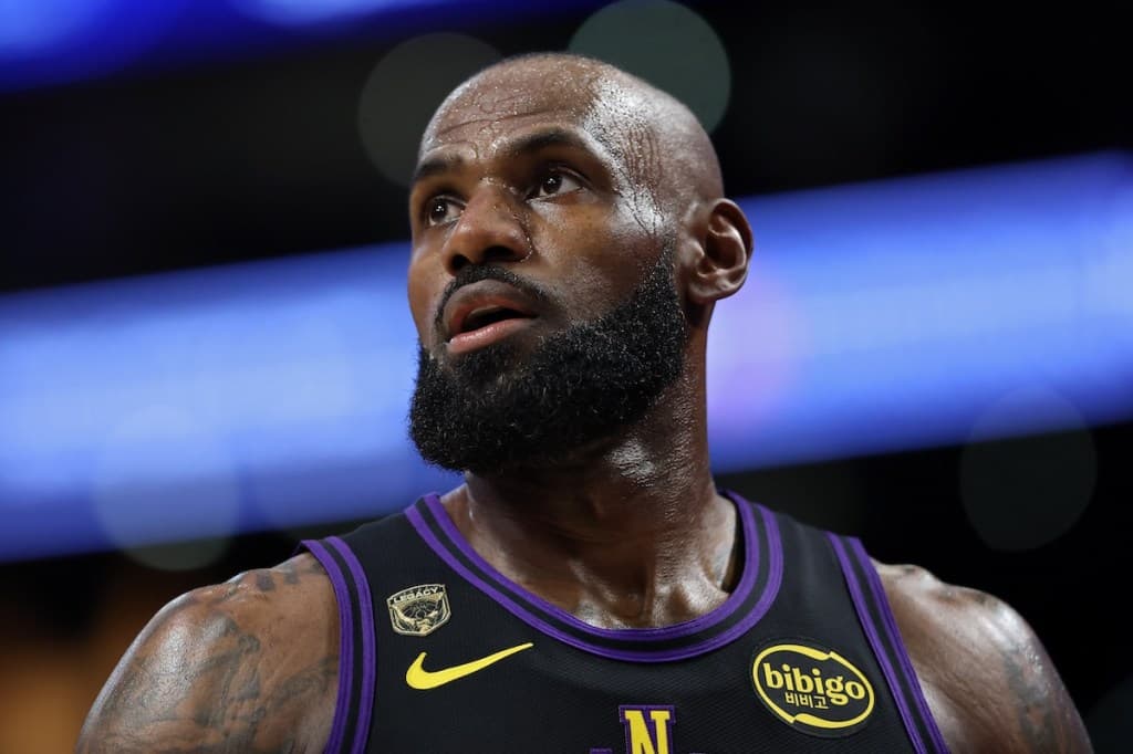 Why LeBron James Doesn’t Belong in GOAT Debate With Michael Jordan