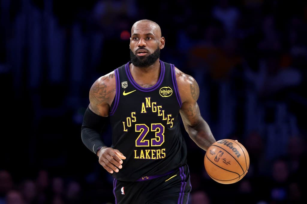 LeBron James Addresses Free Agency, Timeline on Potential New Team