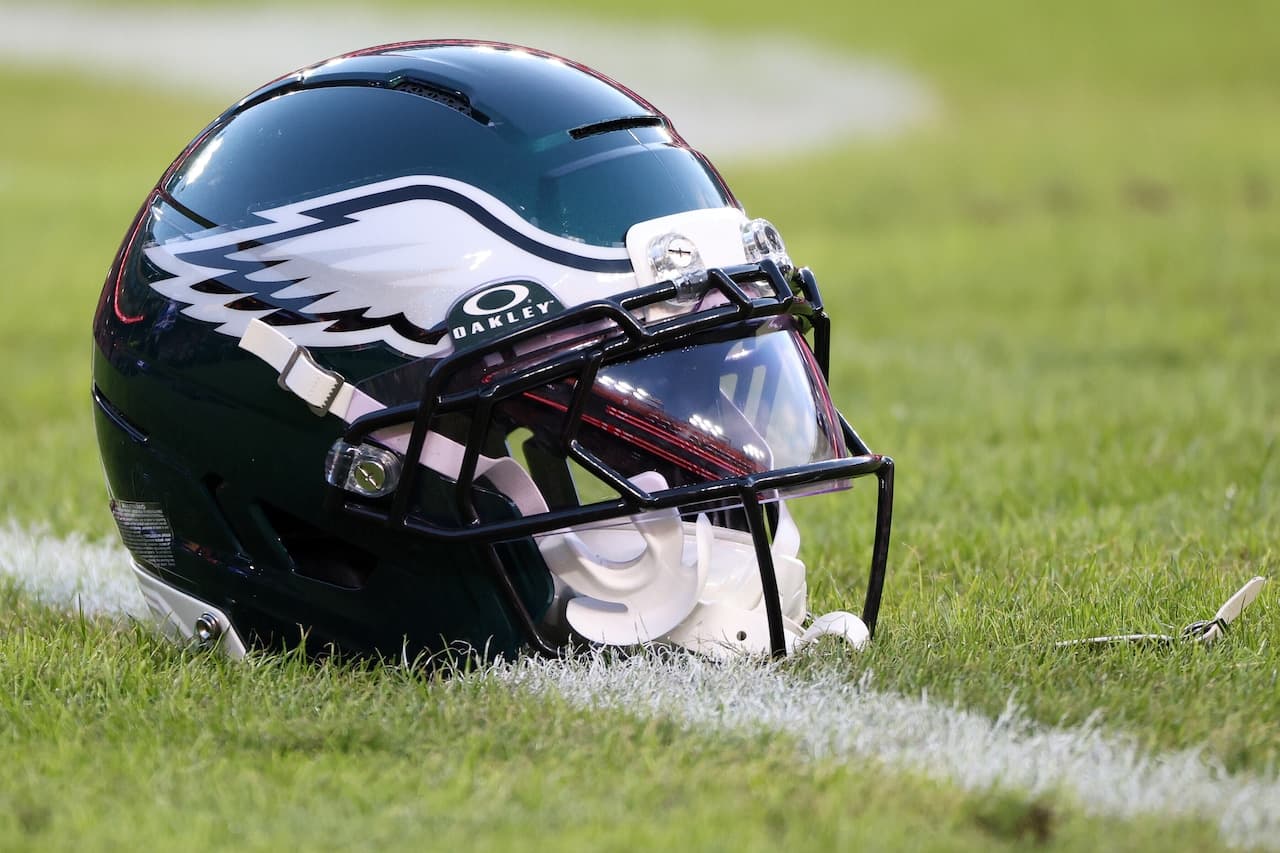 Eagles linked to NFL superstar whose new deal could get him traded — what it means for Philly