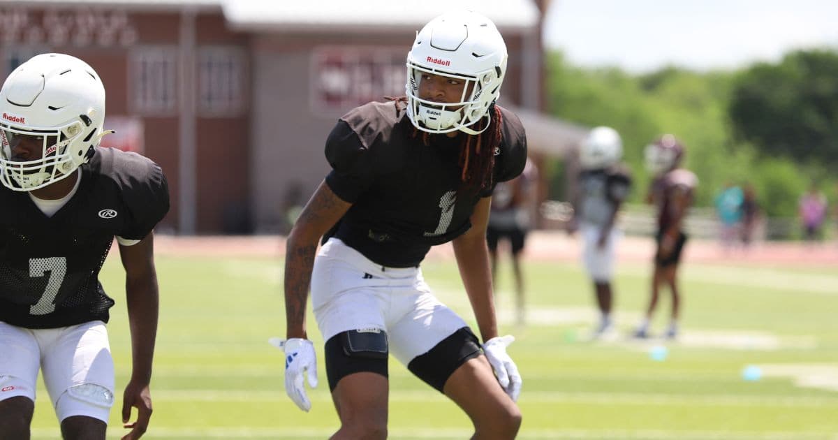 Ole Miss beats out LSU for coveted 4-star CB Taelyn Mayo