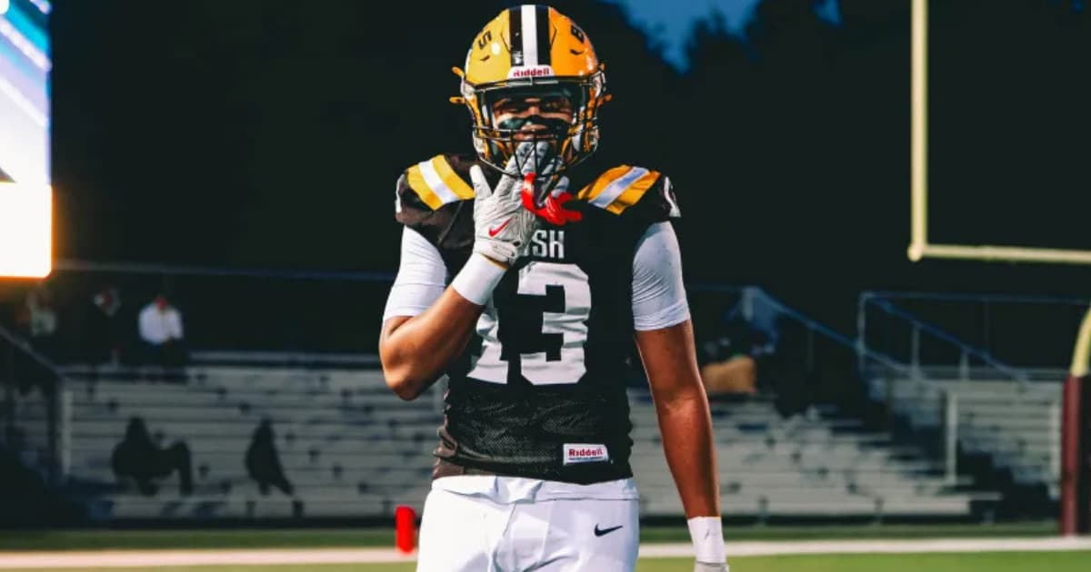 Three-star EDGE Munir Lewis names top seven