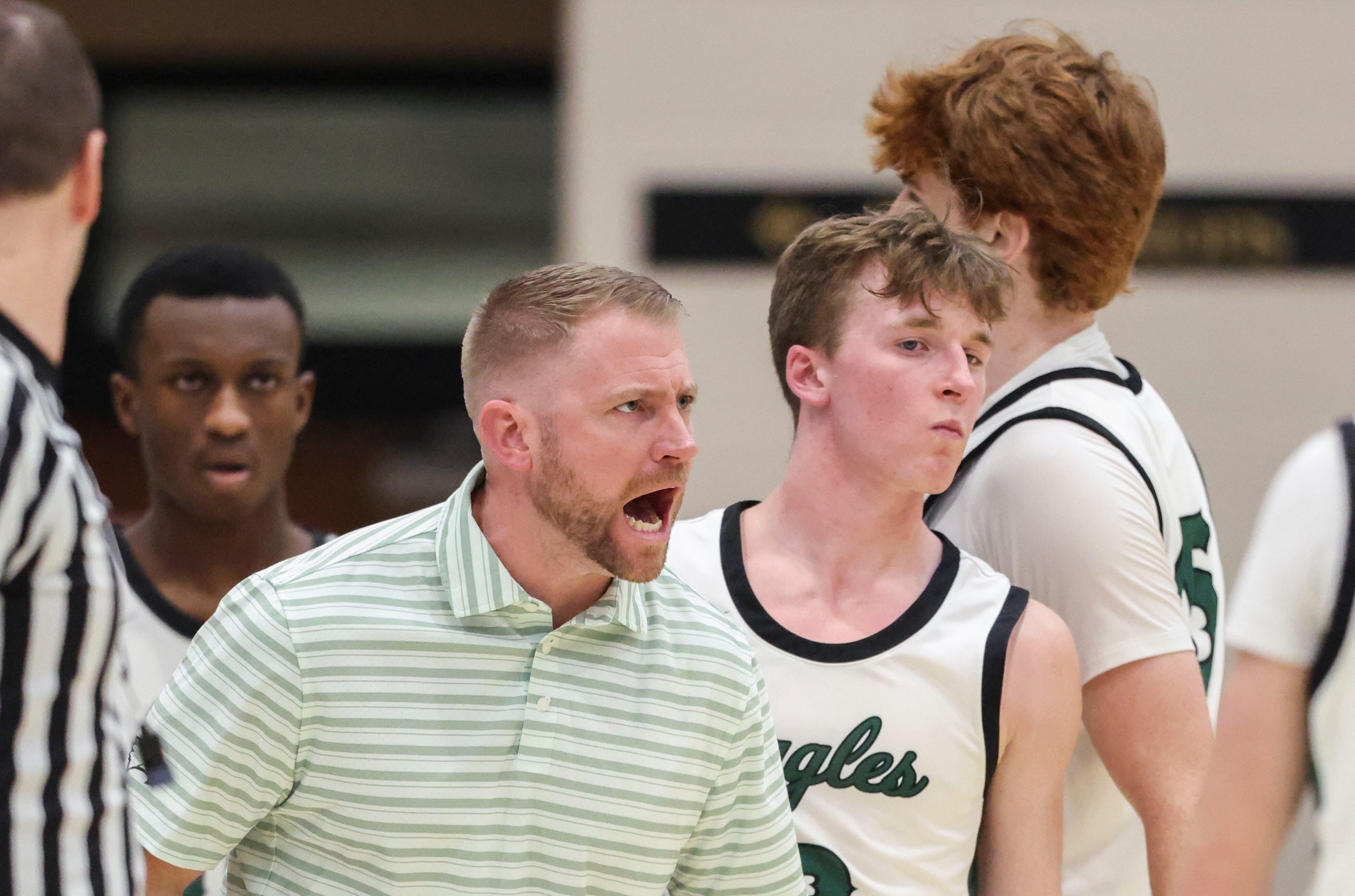 Indiana High School Boys Basketball: Zionsville head coach J.R. Howell steps down