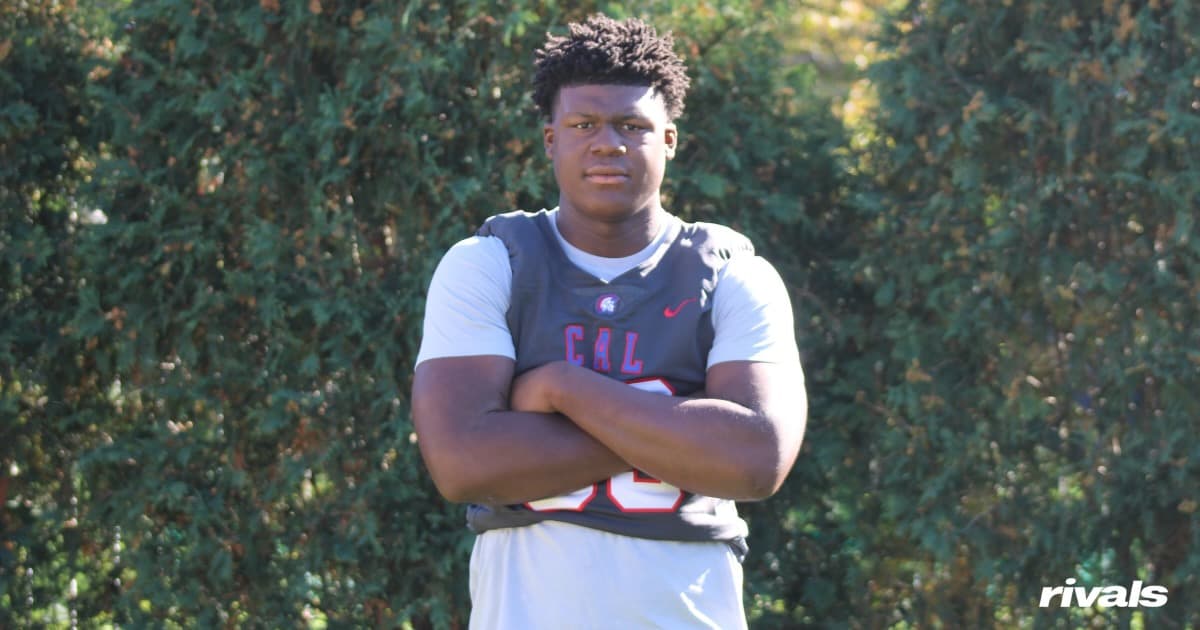 DL Kellan Hall earns 5-star honors from Rivals