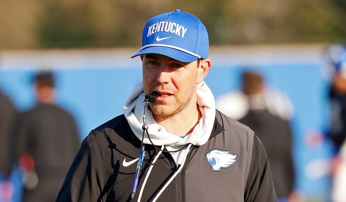 Kentucky has Top-25 recruiting class after landing coveted QB