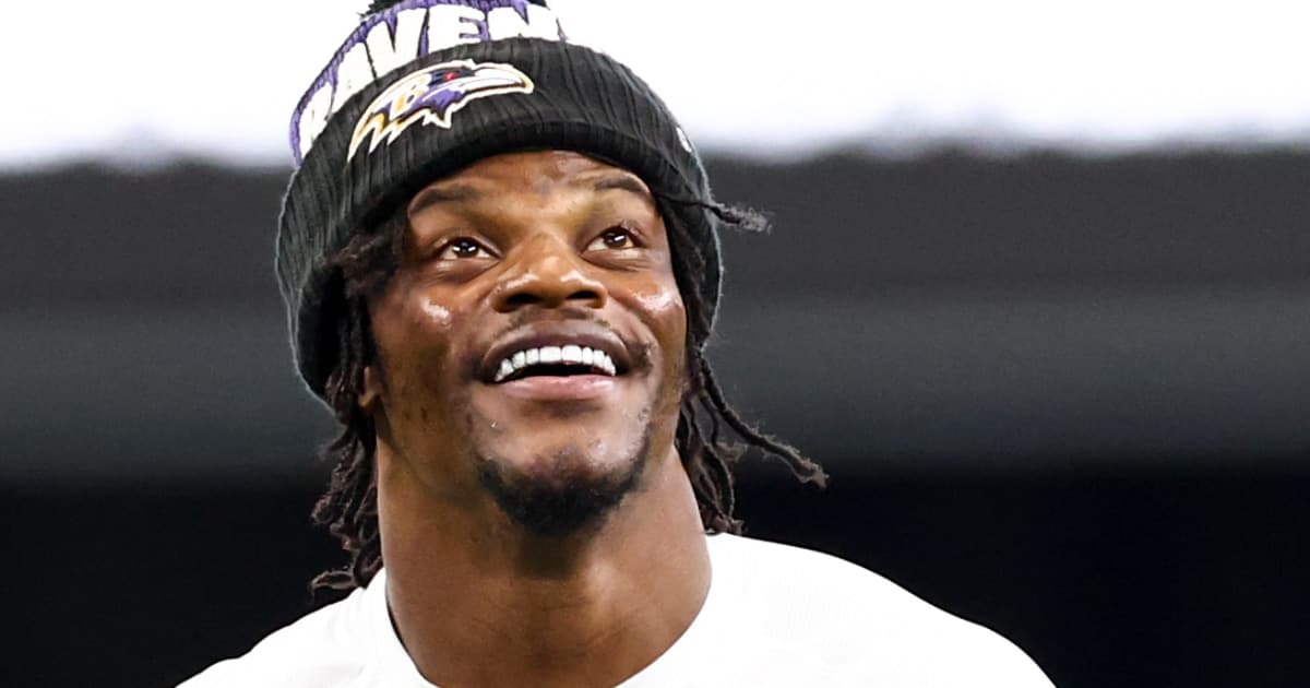 Boynton Beach (Fla.) to retire Lamar Jackson’s high school jersey