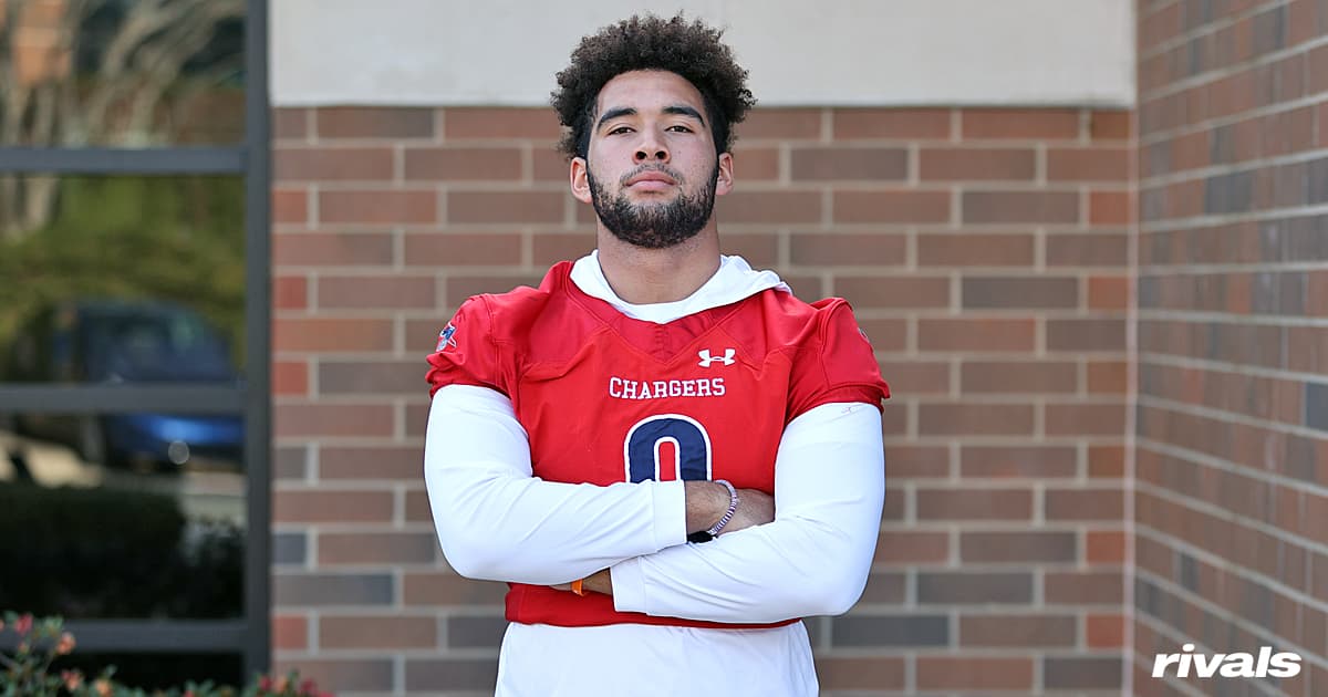 EDGE Griff Galloway commits to Kentucky