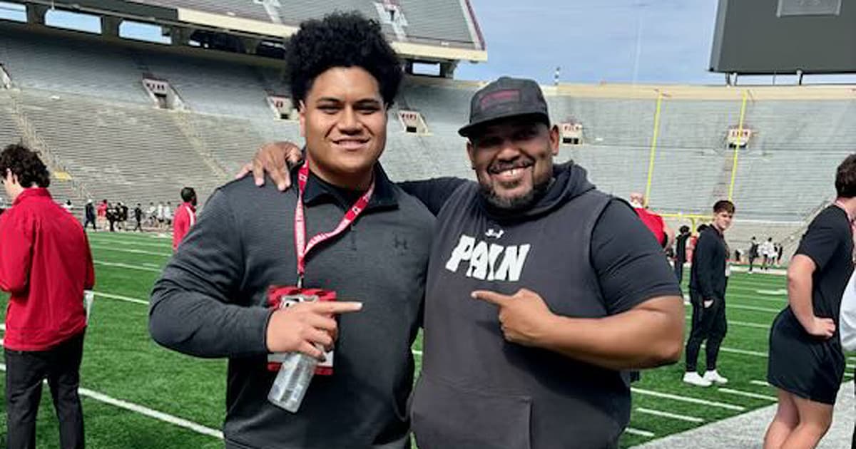 Wisconsin sets high bar with DL Anitoni Tahi