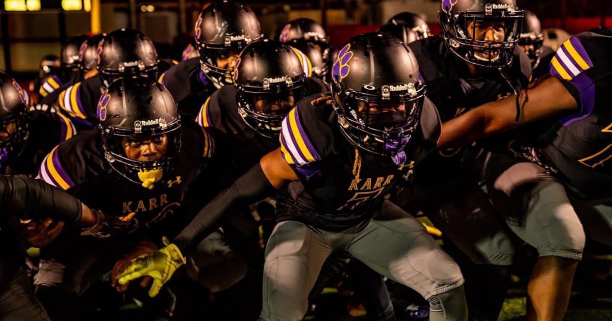 Edna Karr (La.) football in the midst of a 3-way quarterback battle