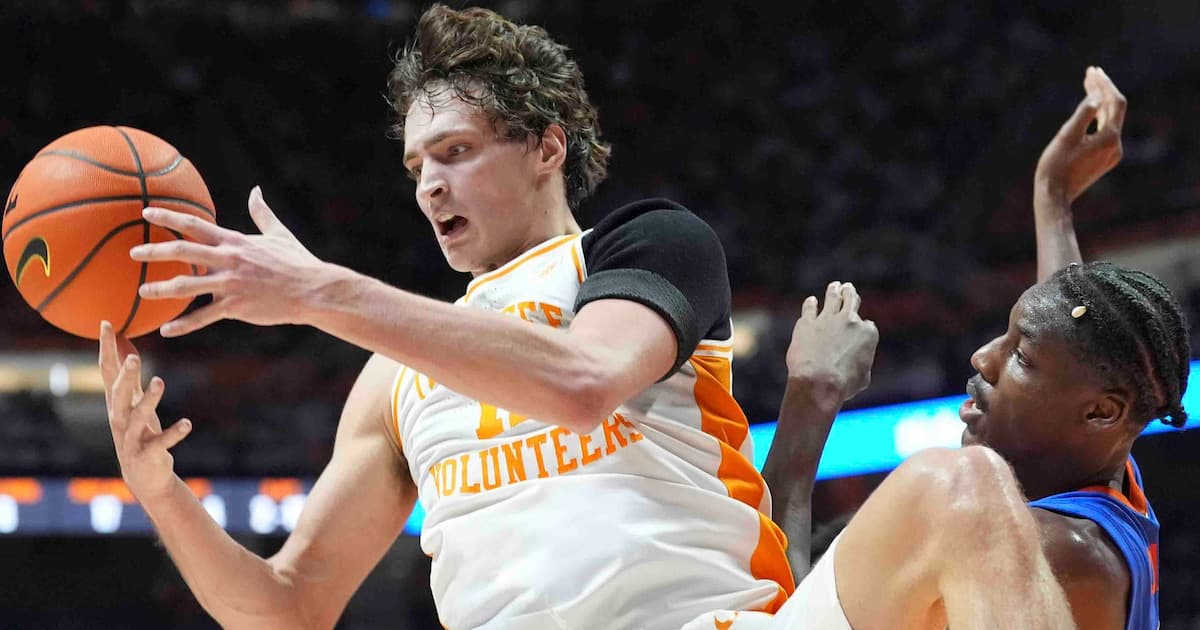Tennessee PF Cade Phillips plans to enter NCAA transfer portal