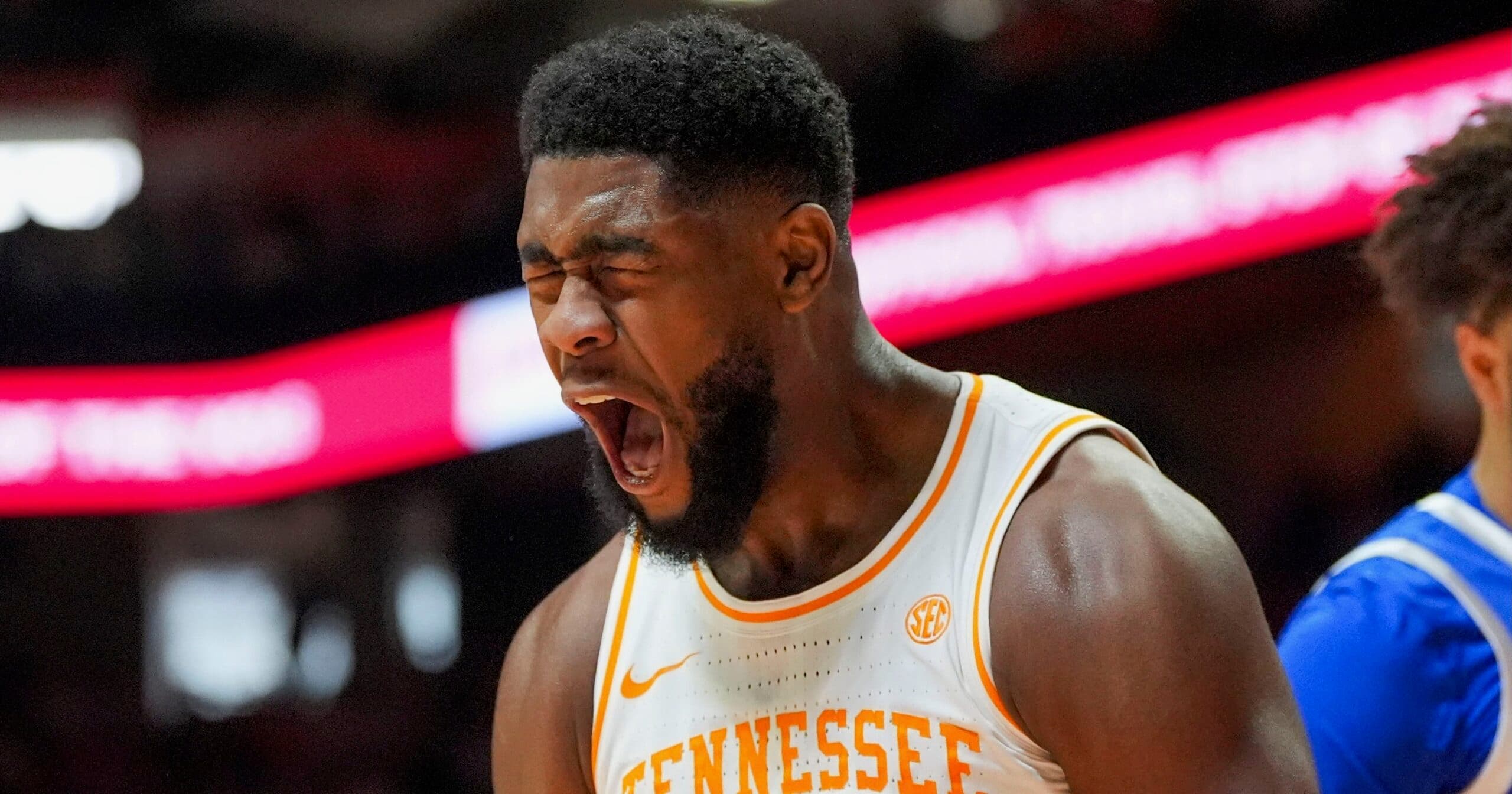 Tennessee forward Jaylen Carey plans to enter NCAA Transfer Portal
