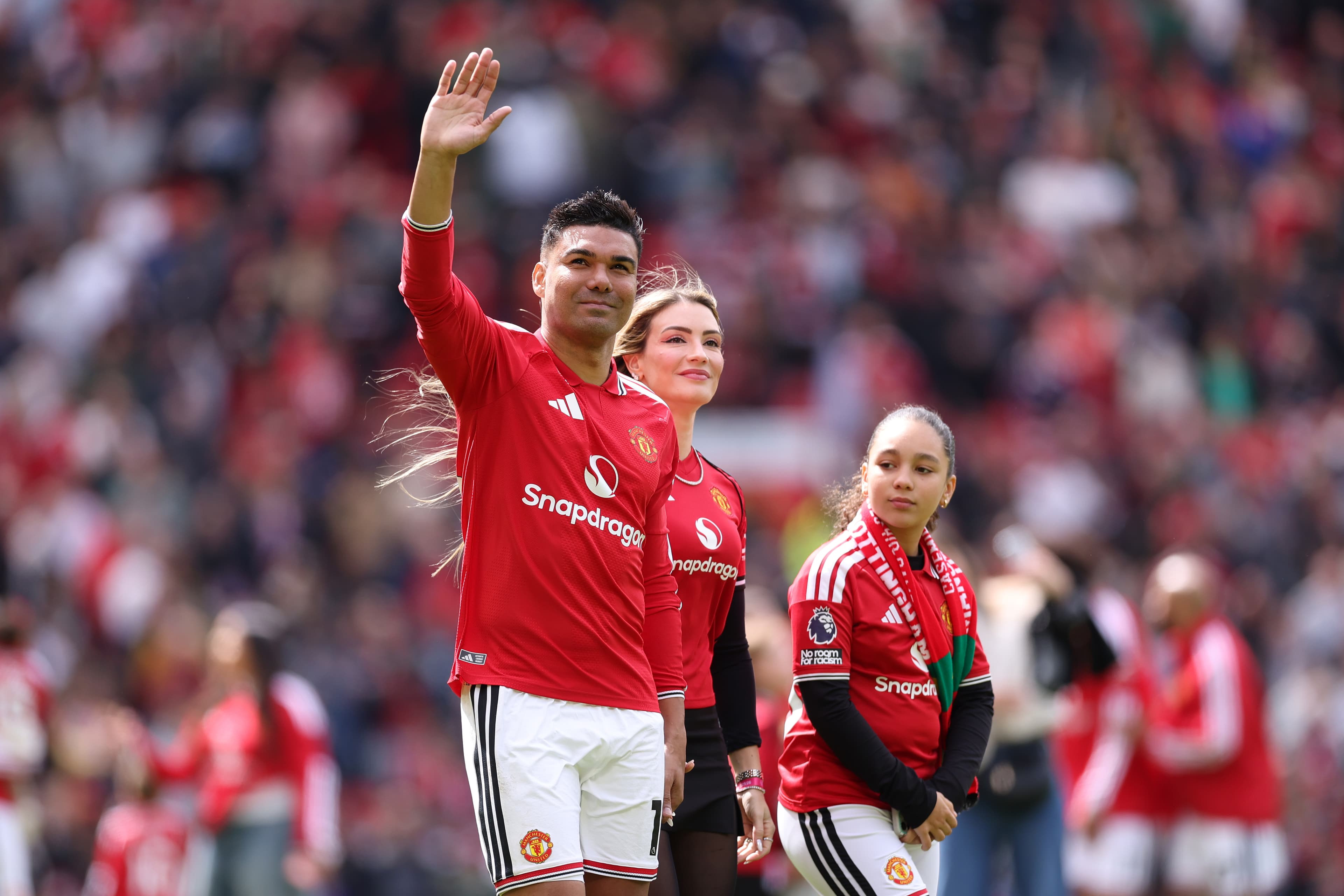 Casemiro closes in on a three-year deal with new club before the Copa