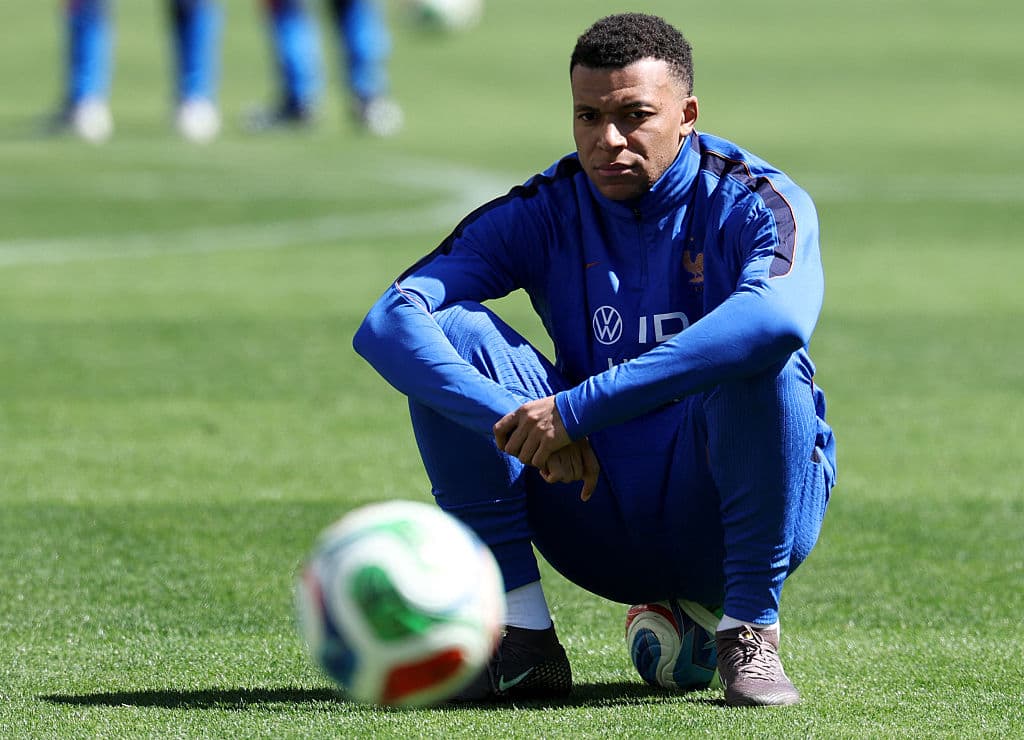 Mbappé reveals he nearly retired from the France squad 🇫🇷