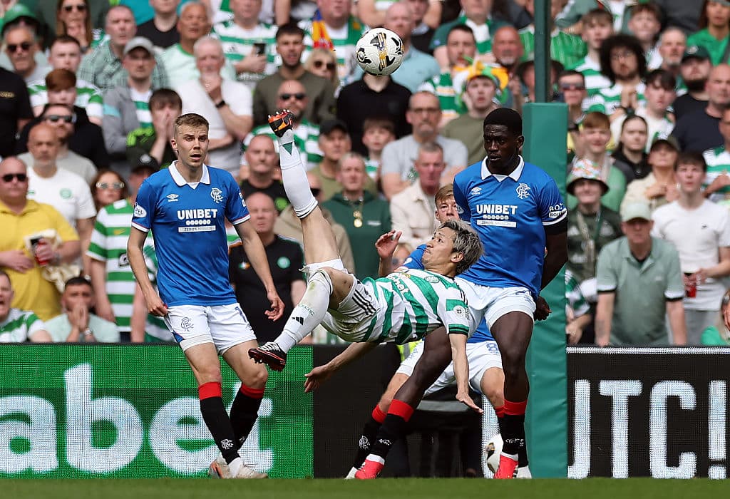 Absolute cinema! Striker scores bicycle kick in a huge derby