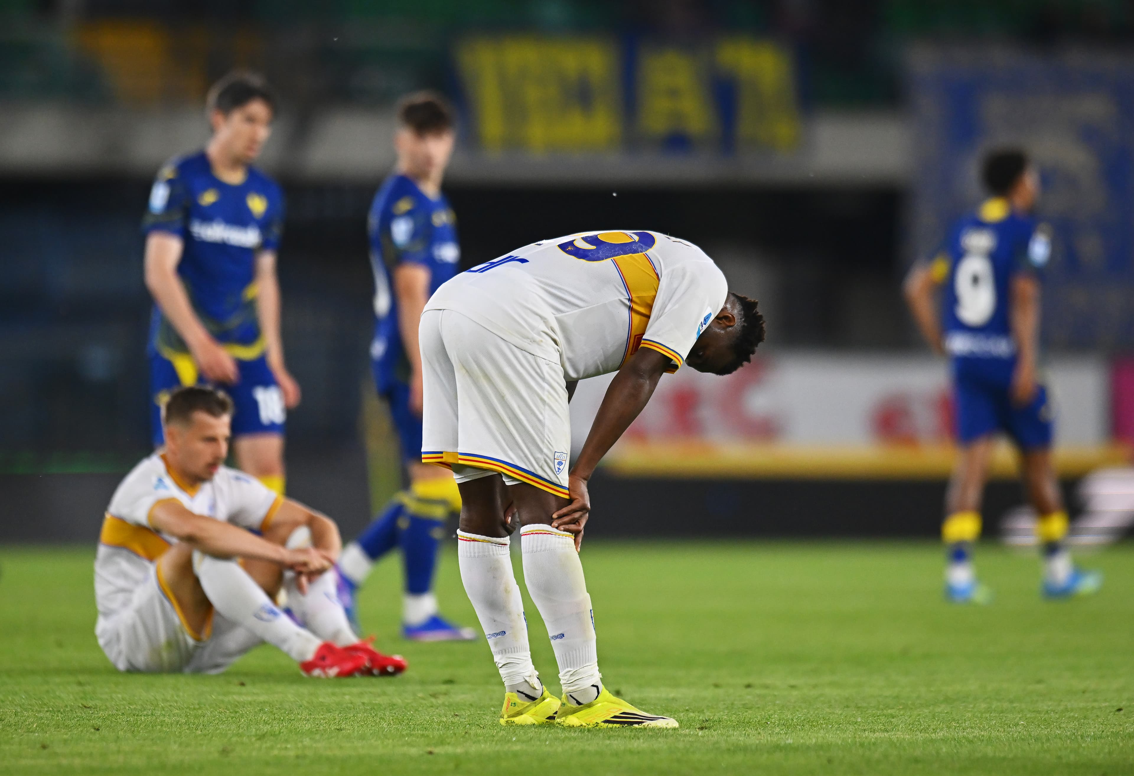 🥶 Lecce fail to cash in: another 0-0, Falcone 🧱 Verona still safe