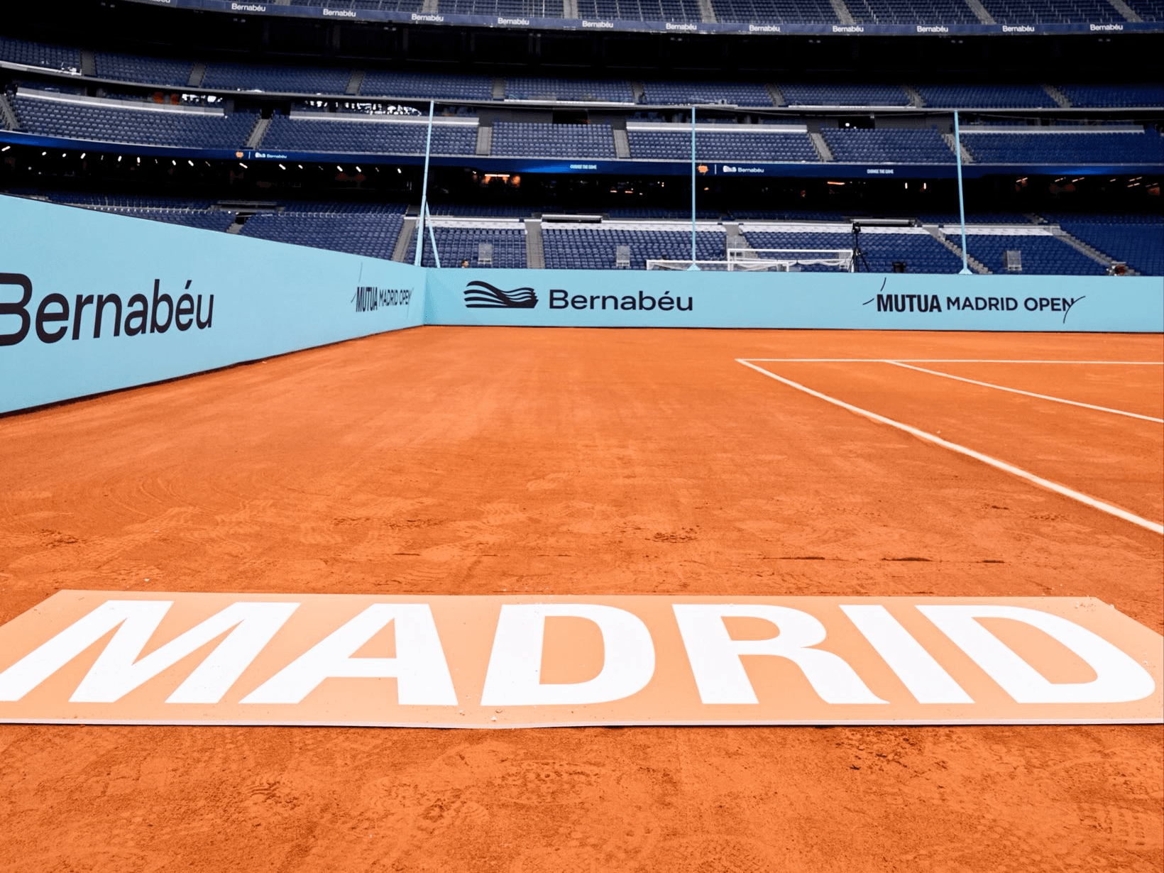 🎥 From turf to clay, how the Bernabéu became a tennis court 🎾