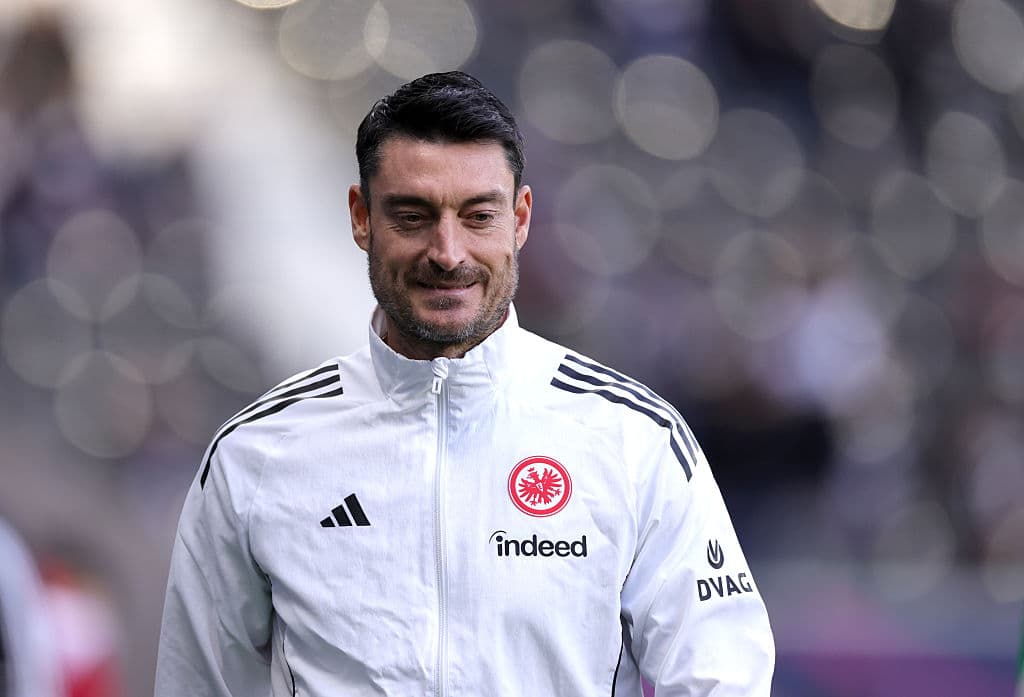 🚨 Pirates in Crisis? Fans Call for Tough Reprimand on Rude Behavior!