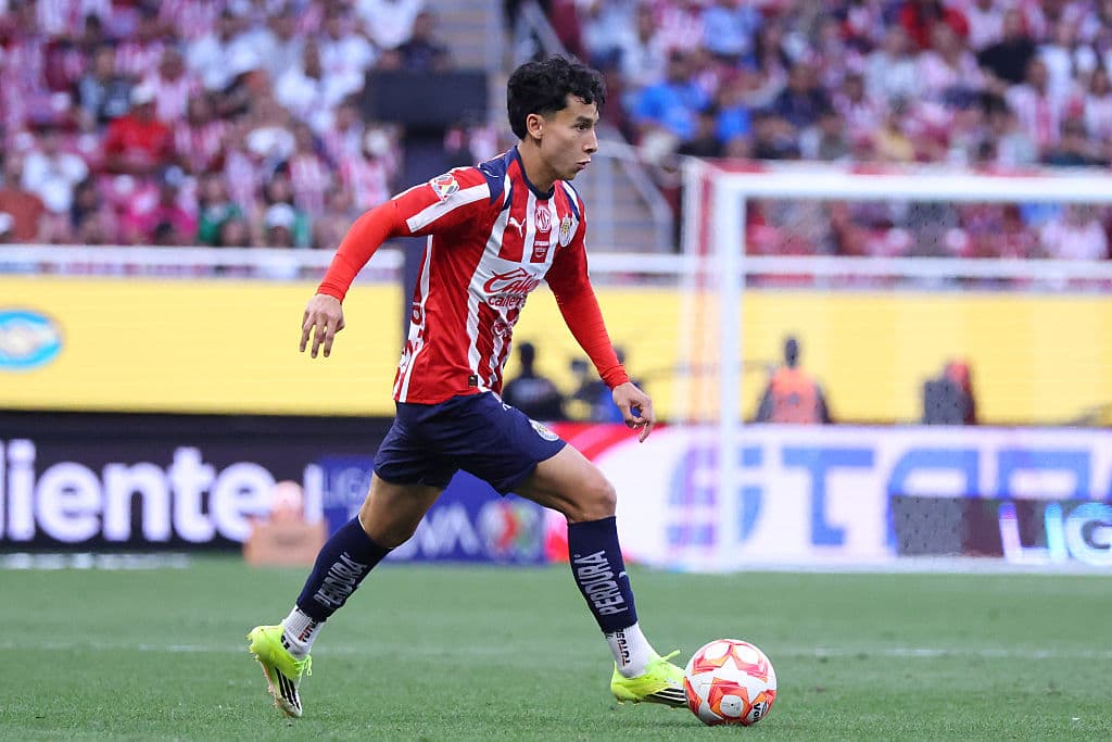 🚨 Line-ups announced for Chivas v León