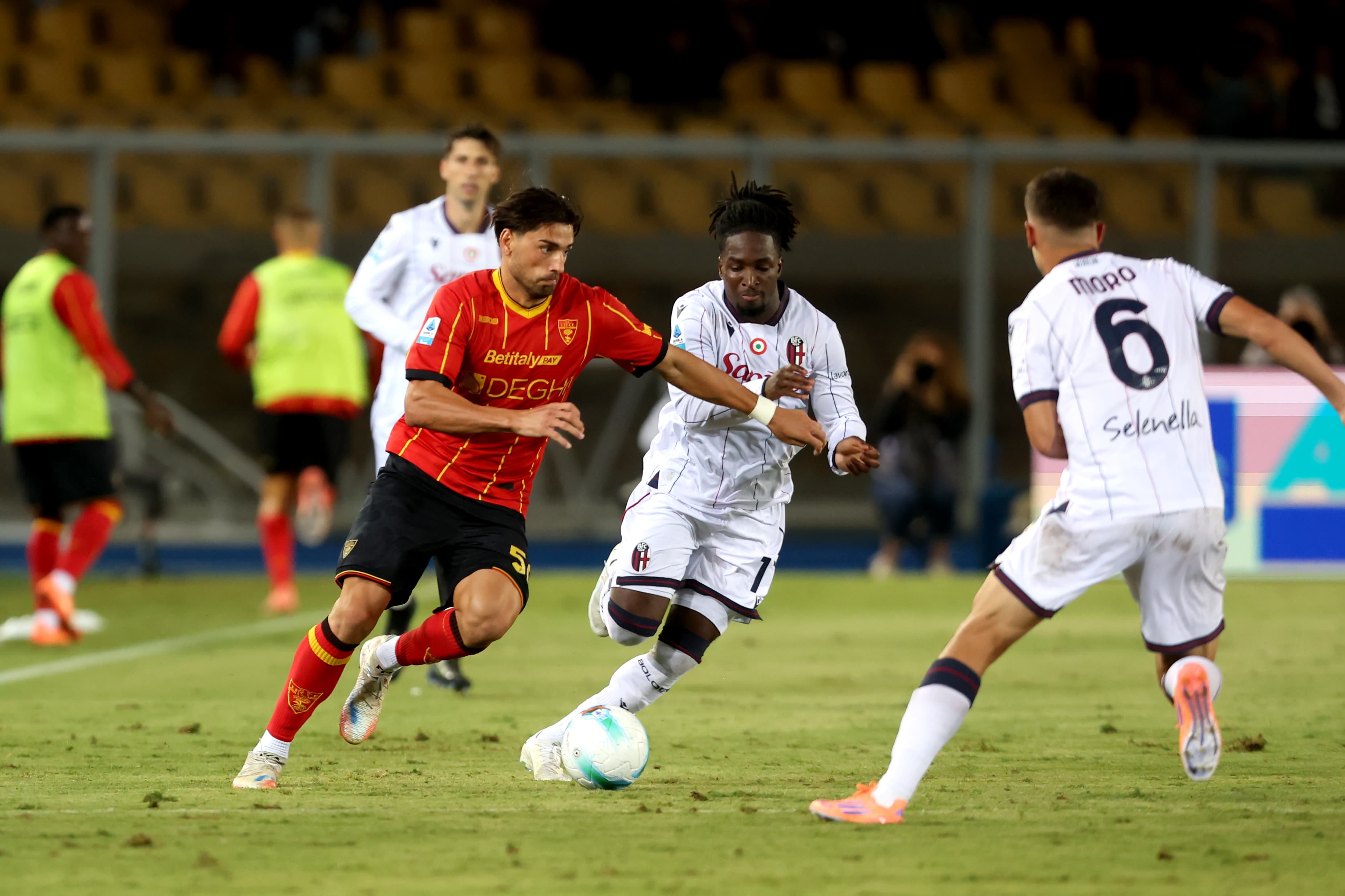 ✅ Bologna v Lecce line-ups: rotation for Italiano! Ravaglia OUT ❌