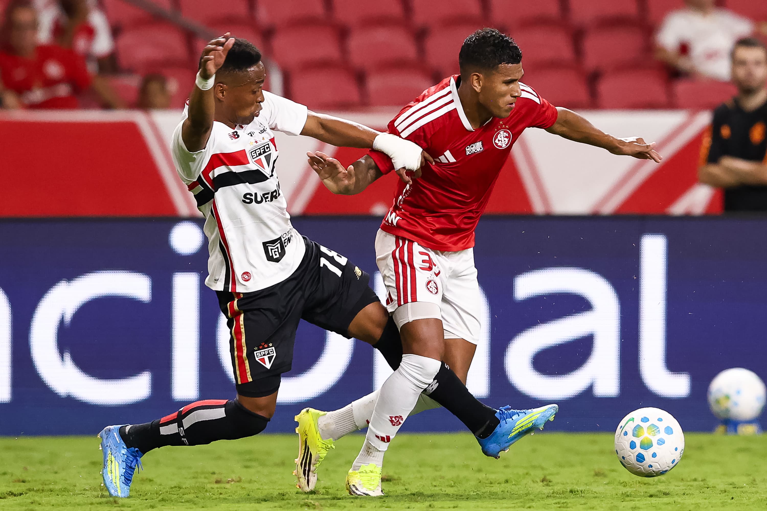 📹 Inter eye 3rd straight win, but São Paulo snatch late draw