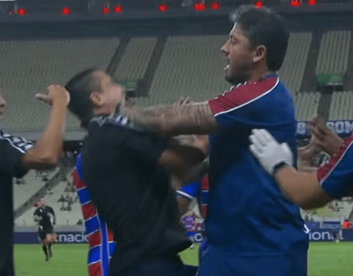 Coaches clash and are sent off after touchline fracas in Serie B
