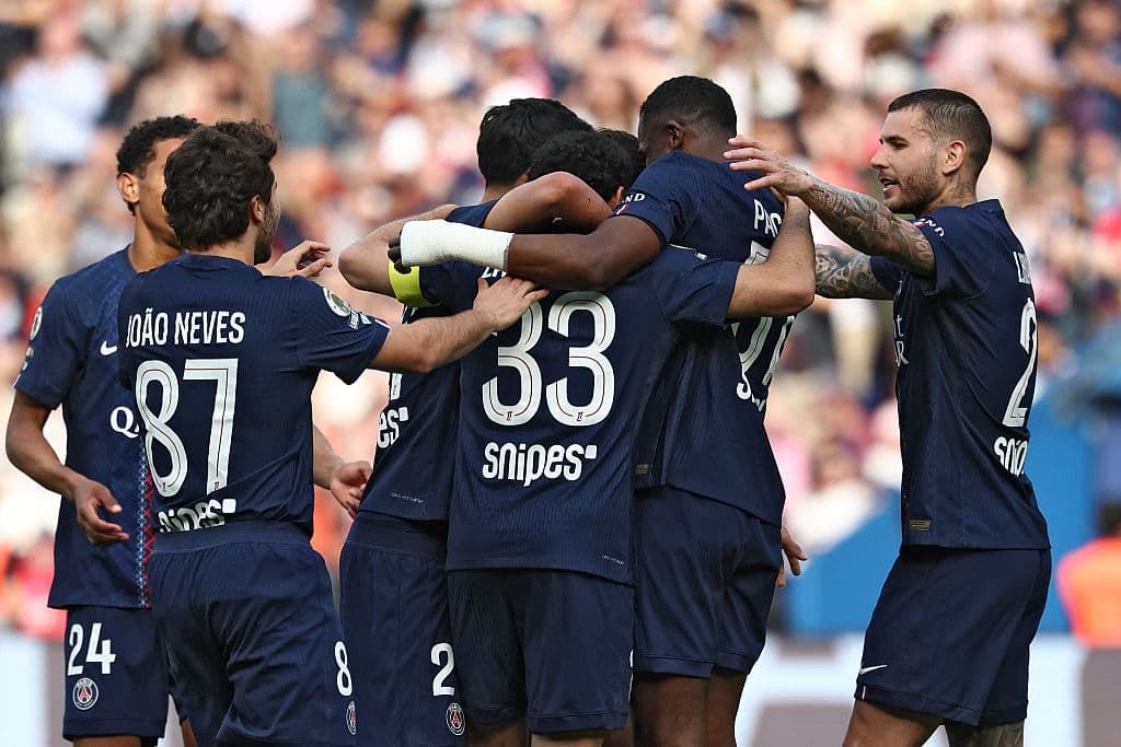 📸 Love letter to Paris: PSG unveil new home shirt