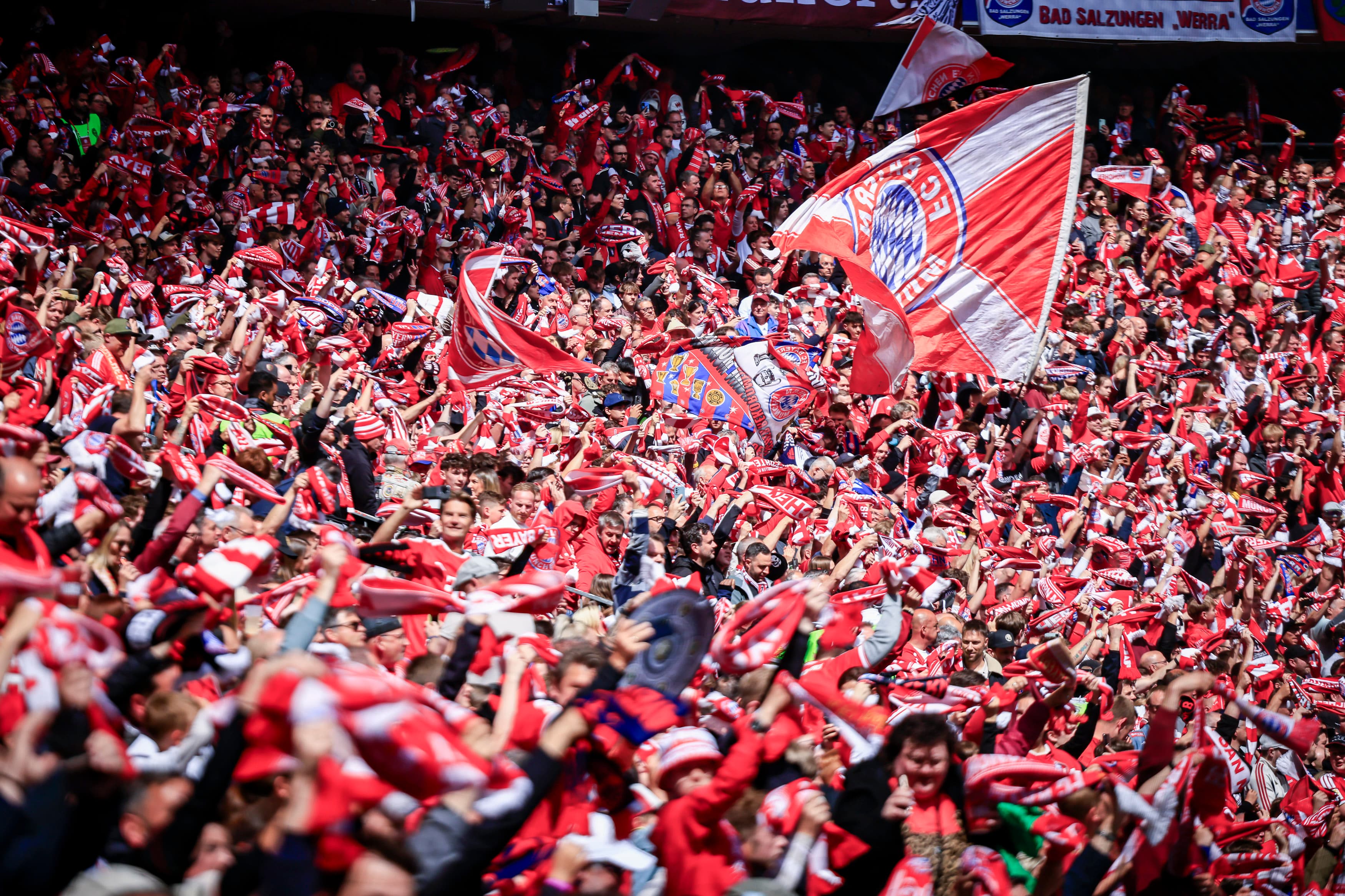 🎥 Mega atmosphere in Berlin: fans are up for the DFB-Pokal final