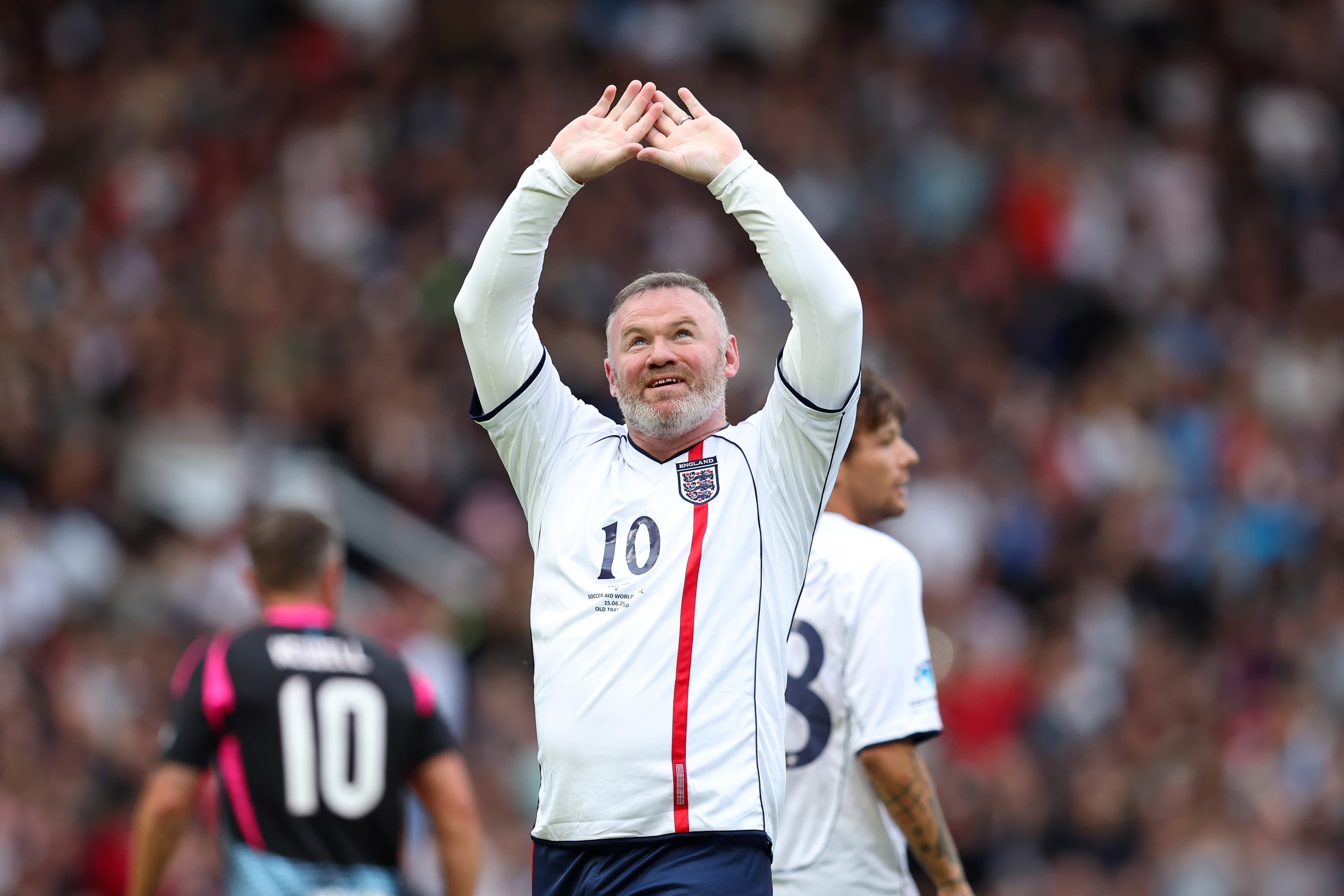 🎥 Wayne Rooney shows he's still got it as he prepares for Soccer Aid 🔥