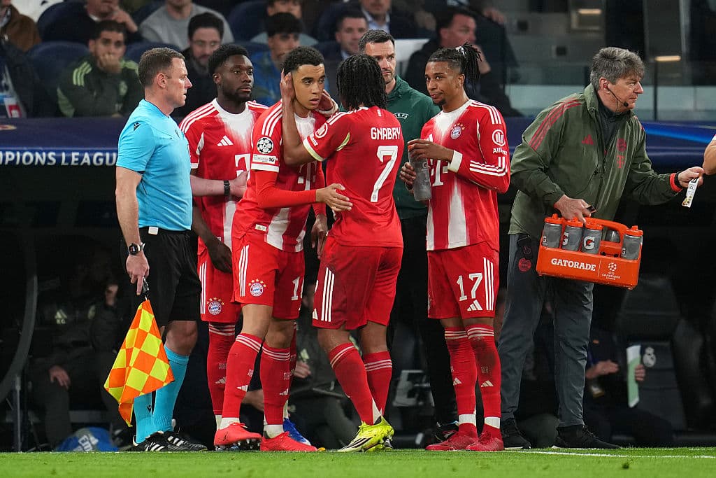 Injured Bayern Munich star could MISS the World Cup 😱