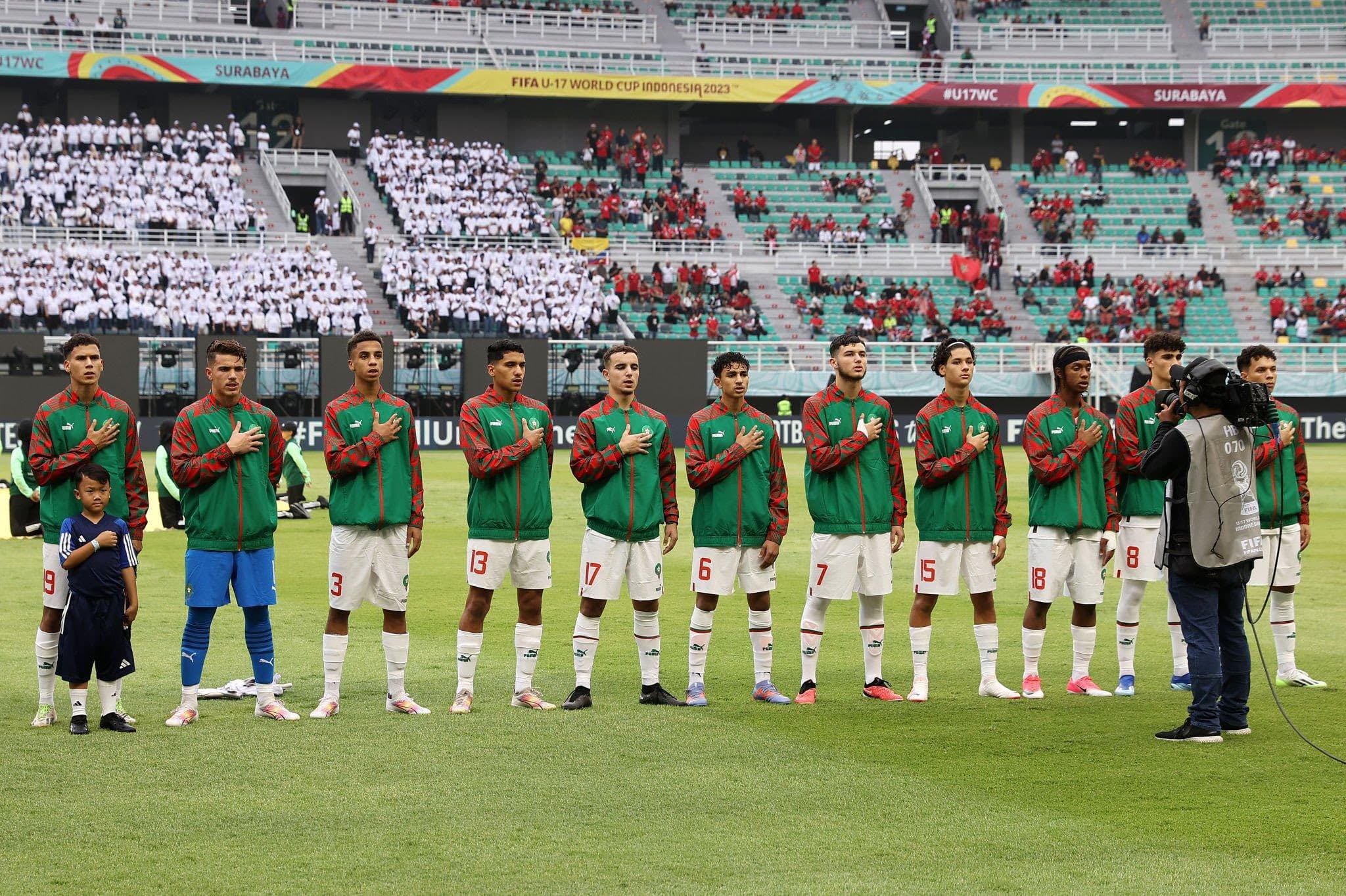 😅The day’s bizarre celebration: Morocco and the ref get cosy