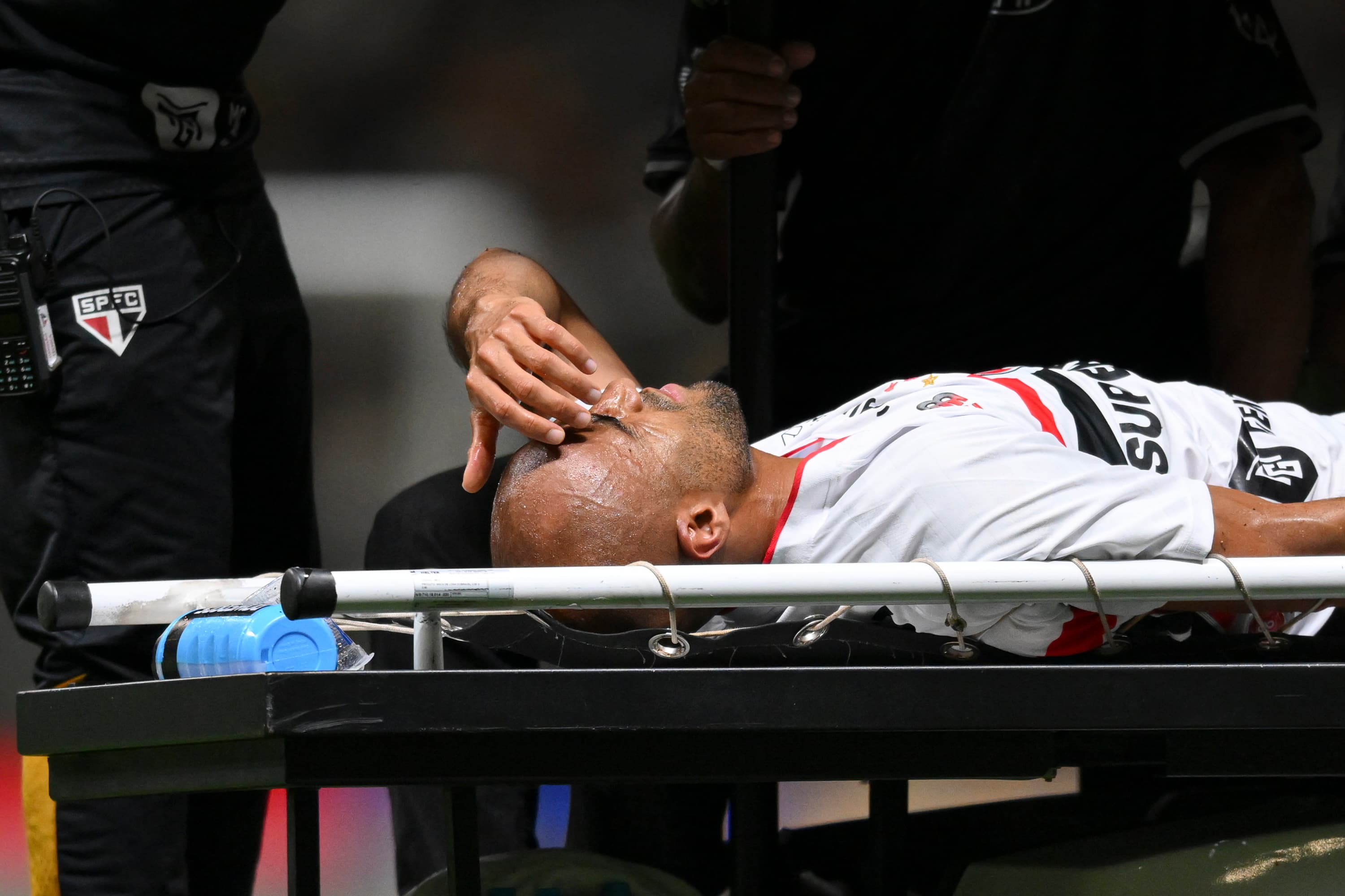 🤕 São Paulo confirm serious Lucas Moura injury, surgery needed