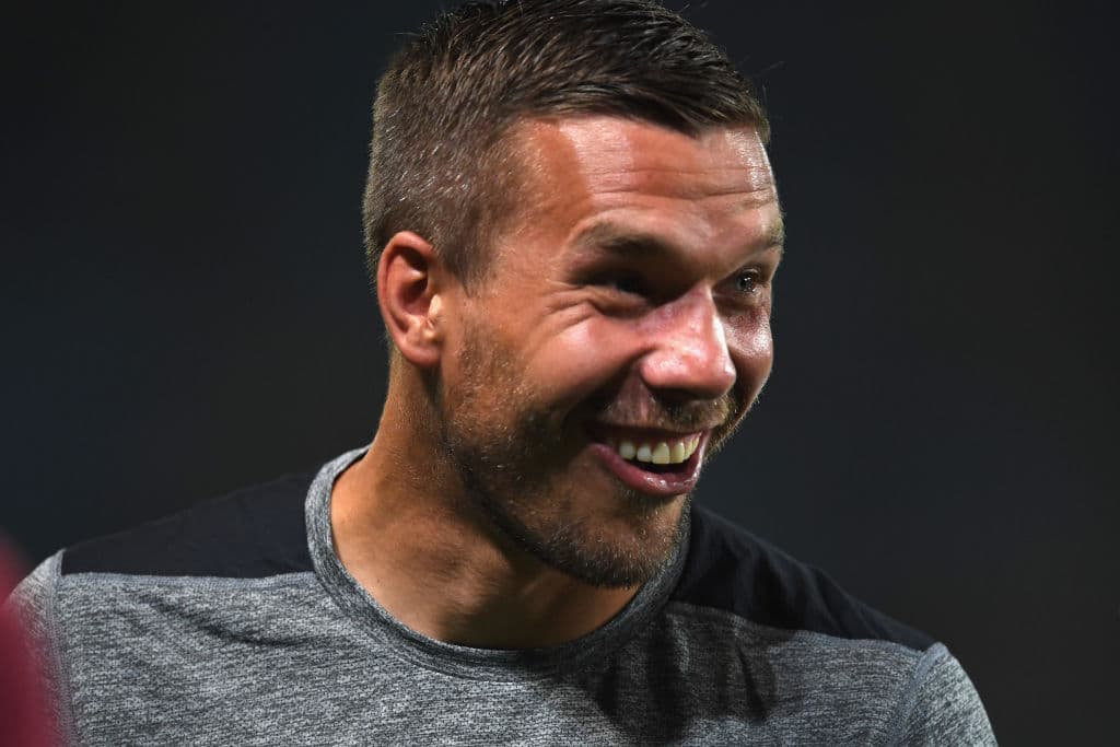 🎥 Historic cup win! Podolski & Co go wild in the tunnels