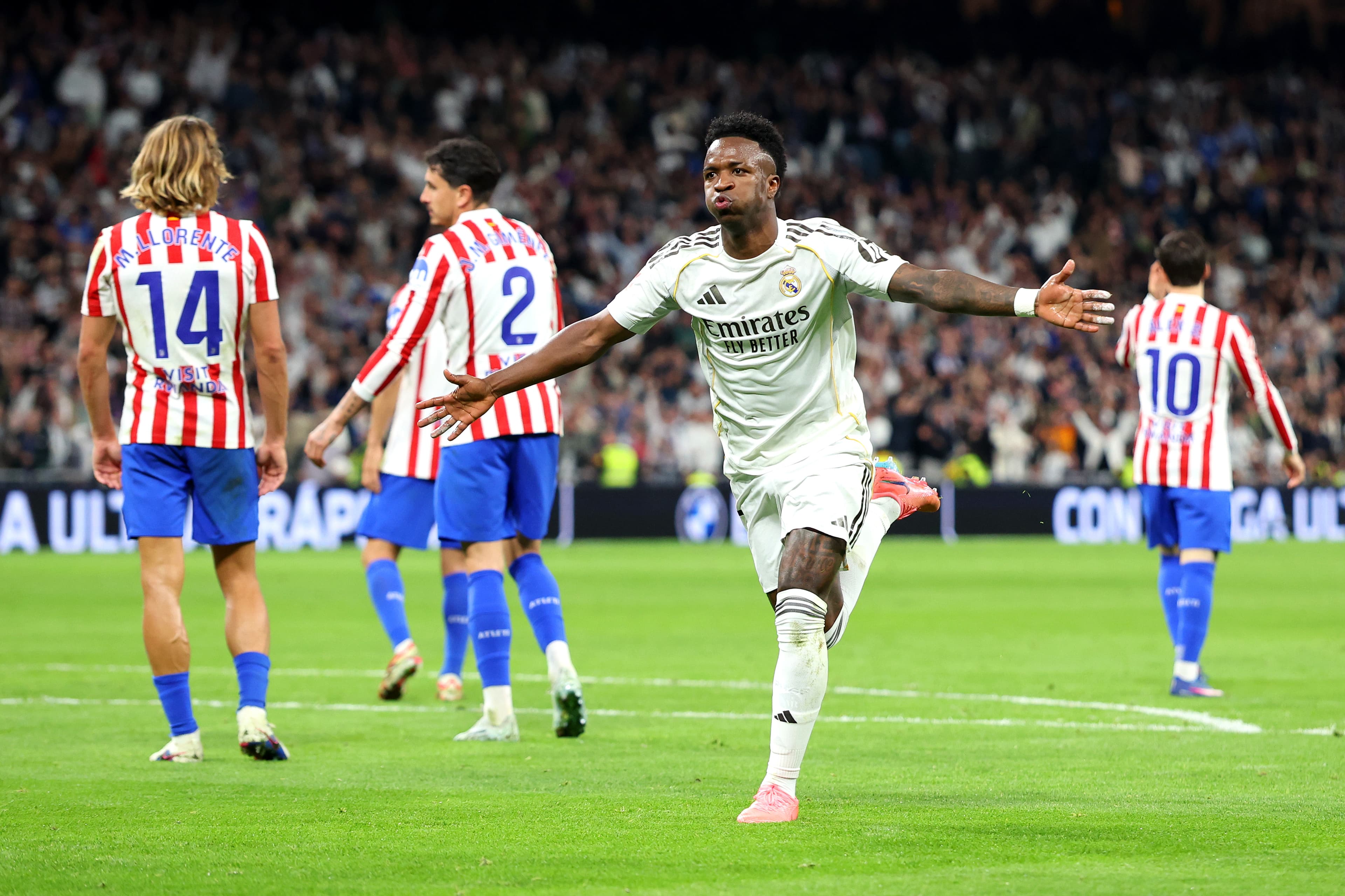 Vinicius hits wild career first you won't believe against Atleti 🇧🇷